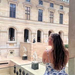 Meet your Posher, Abigail